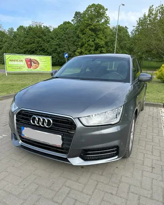 samochody osobowe Audi A1 cena 39900 przebieg: 125500, rok produkcji 2016 z Szczecin